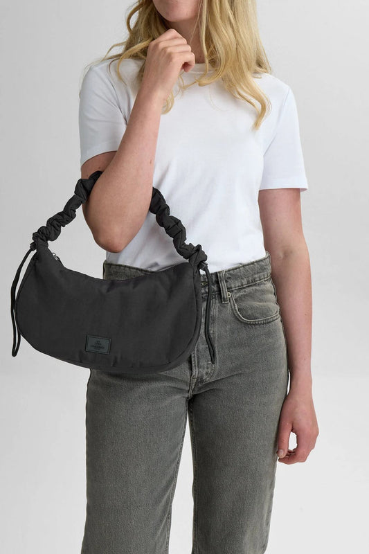 CraveMBG handbag. Black. Recycled polyester. Markberg