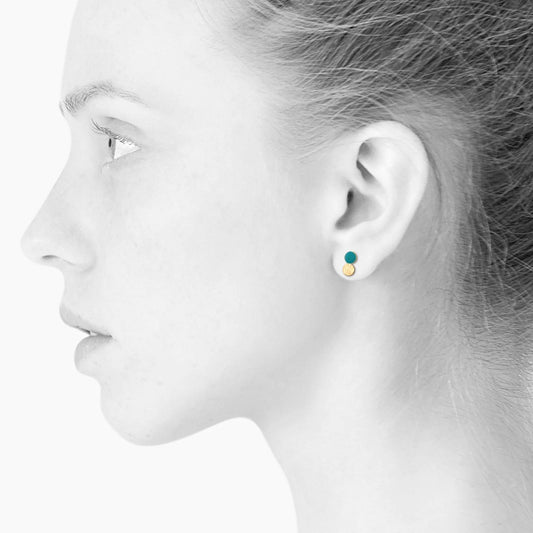Spot Dotty earrings. Unisex. Aquamarine green, gold. Scherning Copenhagen