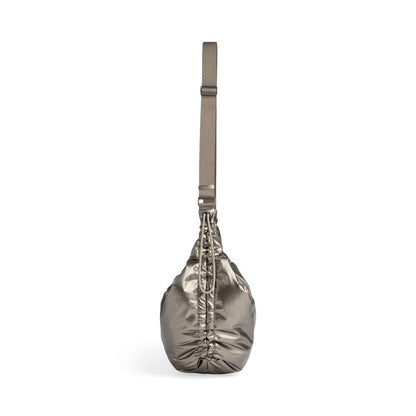 AlpineMBG crossbody taske. Metallic. Vandafvisende. Markberg