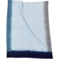 Dip It tørklæde til kvinder. 100% uld og cashmere. Aflangt. Blå. Bella Ballou