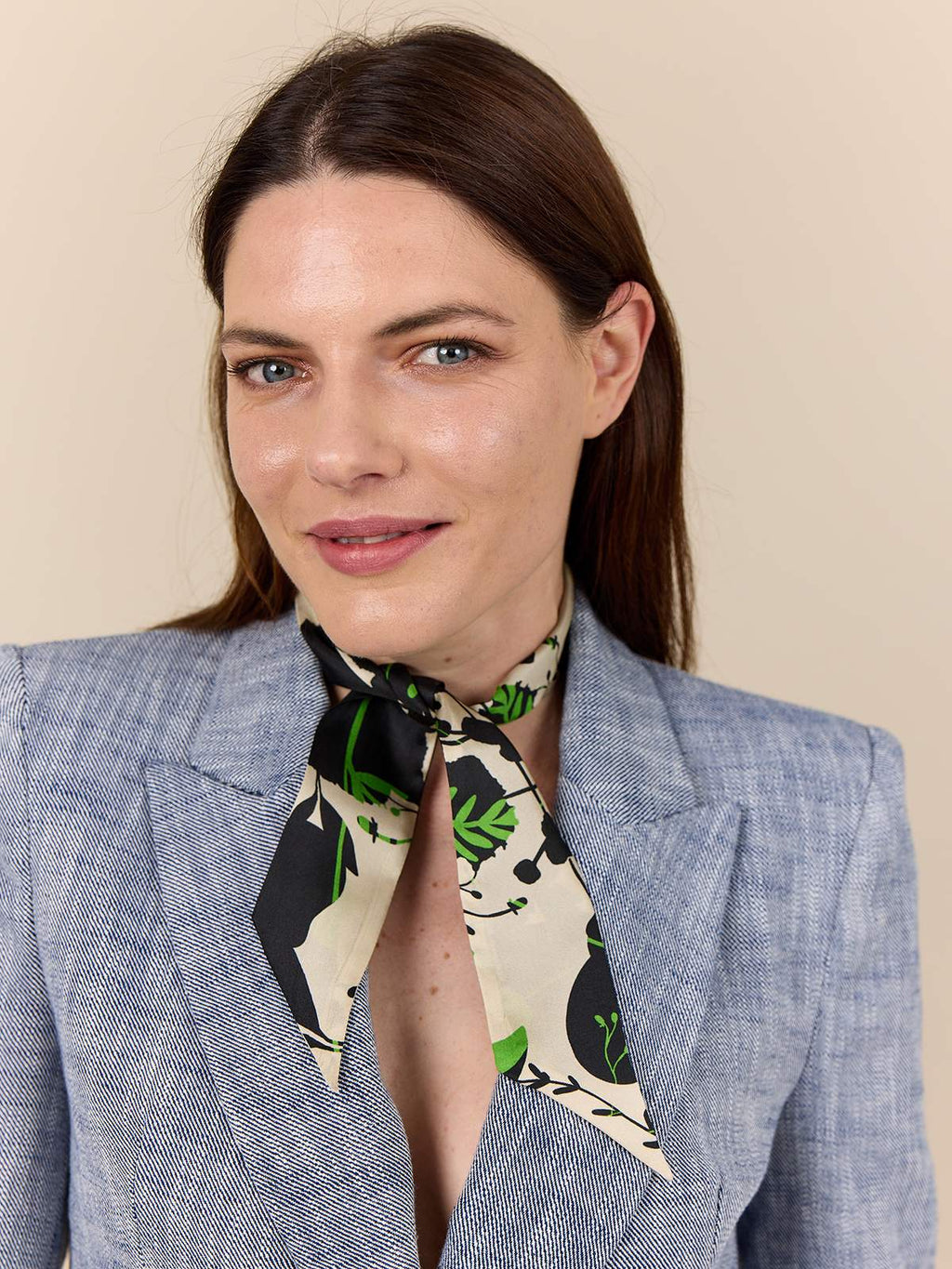 Monochrome Twilly narrow scarf. 100% silk. Cream, black, green. Bella Ballou
