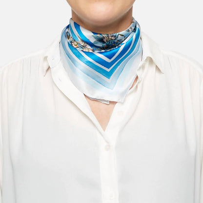 Royal Blue Stribet silketørklæde. 100% silke. Blå. Flora Danica Denmark