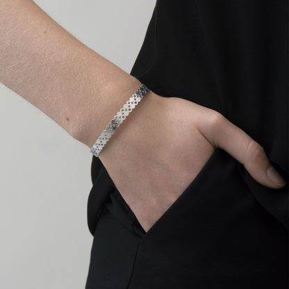 Theia Mini Dot Cuff bracelet. Silver plated. Danish Copenhagen